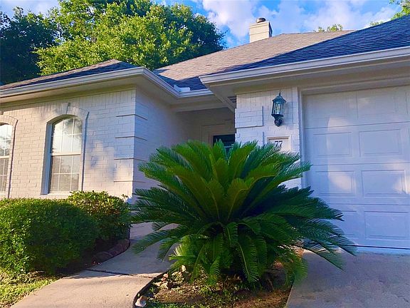 3rd image of 77 La Costa Dr