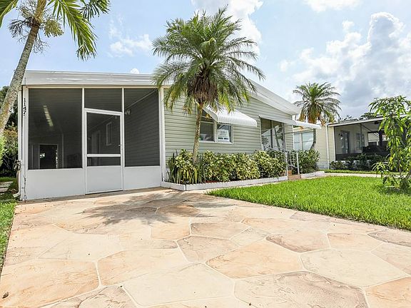 4th image of 11472 SW 13th Pl #22/12