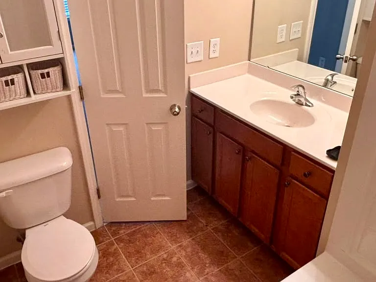 100 Stratford Lakes Dr #105 — Photo 19