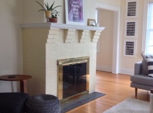 86 Lancaster Rd FLOOR 2, West Hartford, CT 06119