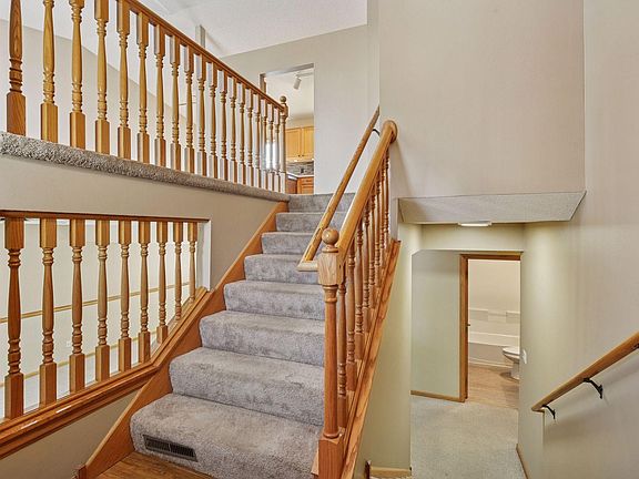 5th image of 1477 Creekside Dr