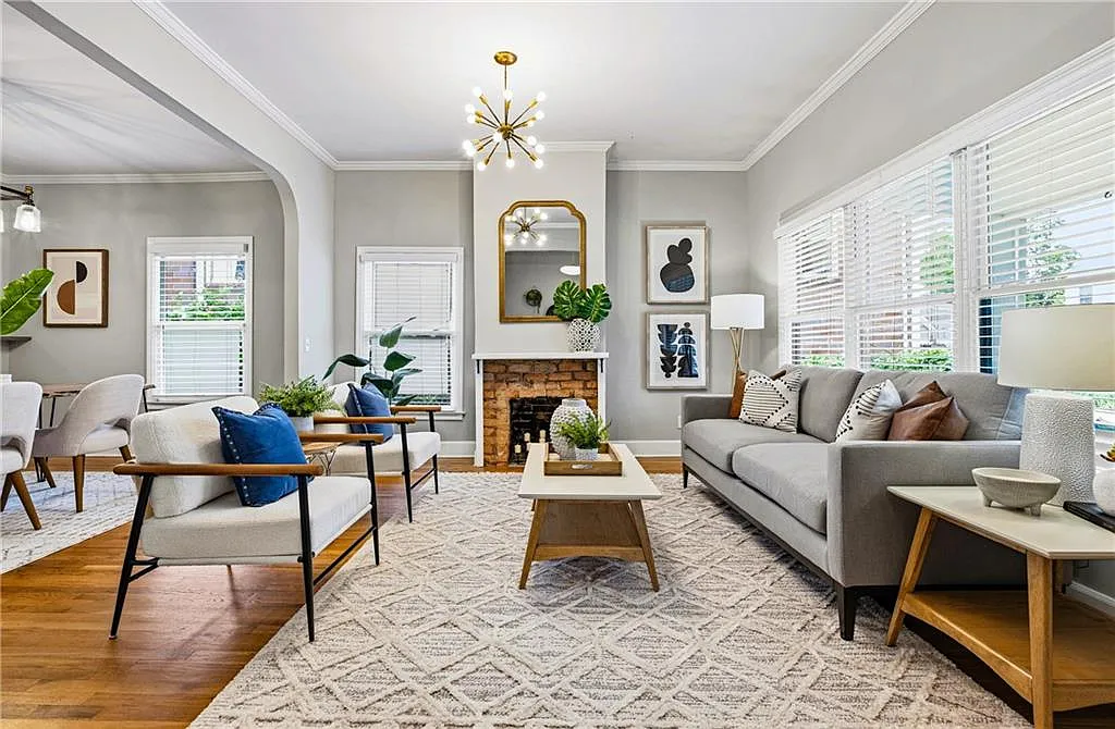 3 bed, 2.5 bath, 1494 sqft, $3,700 — Photo 4