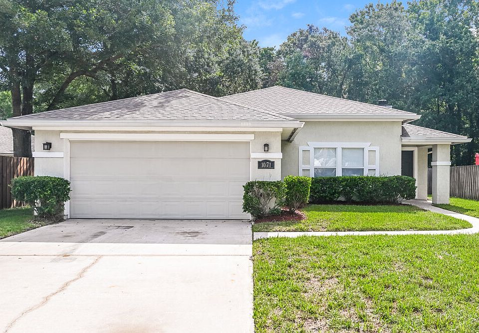 1st image of 1071 Collinswood Dr W