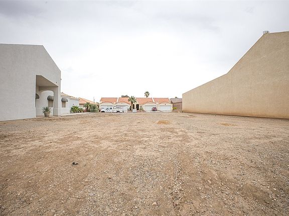 5th image of 1593 Country Club Way