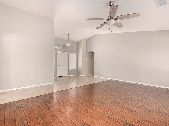 5th image of 1426 E Maldonado Dr