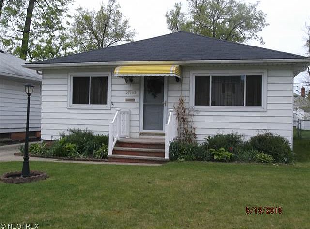 1st image of 27165 Mallard Ave