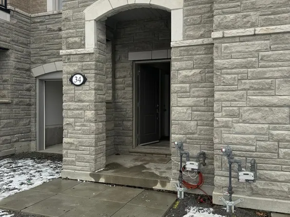 34 Coote Ct, Ajax, ON L1T 0P5