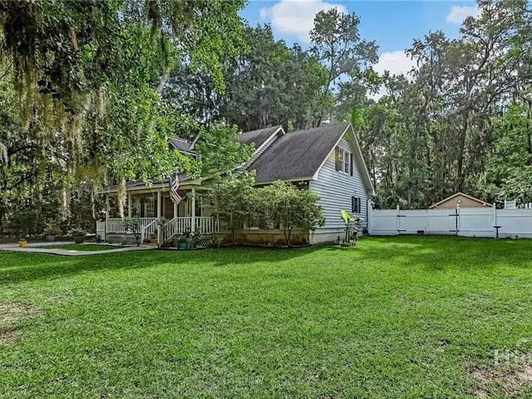 5020 Laroche Ave — Photo 3