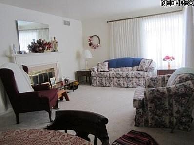 3rd image of 1545 Sunset Dr NE
