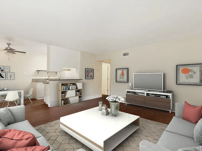 Central and Grand Apartments — Photo 1