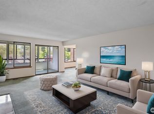 10821 Glen Acres Dr S APT C, Seattle, WA 98168