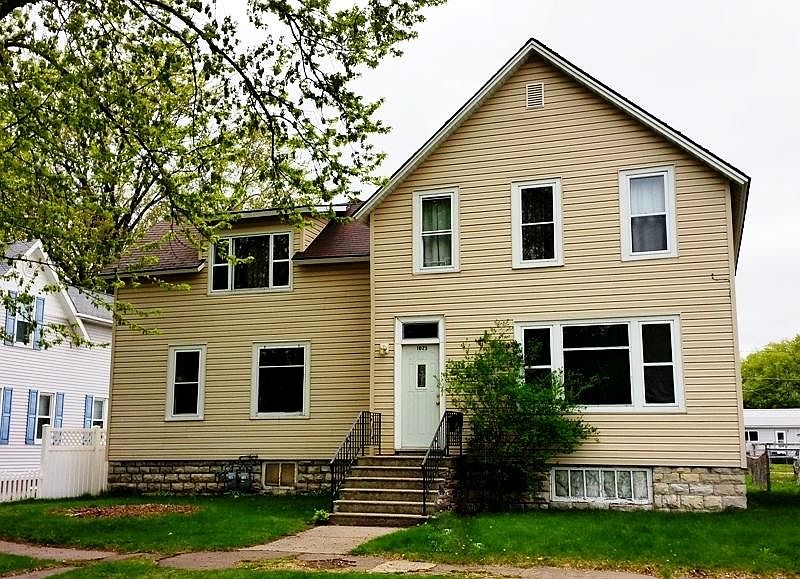 1st image of 1023 Josephine St
