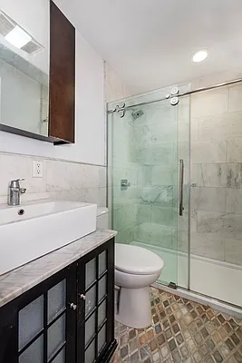 Rented by BH Brokerage Group | media 10