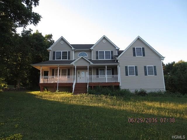 1st image of 24 Coach House Ct