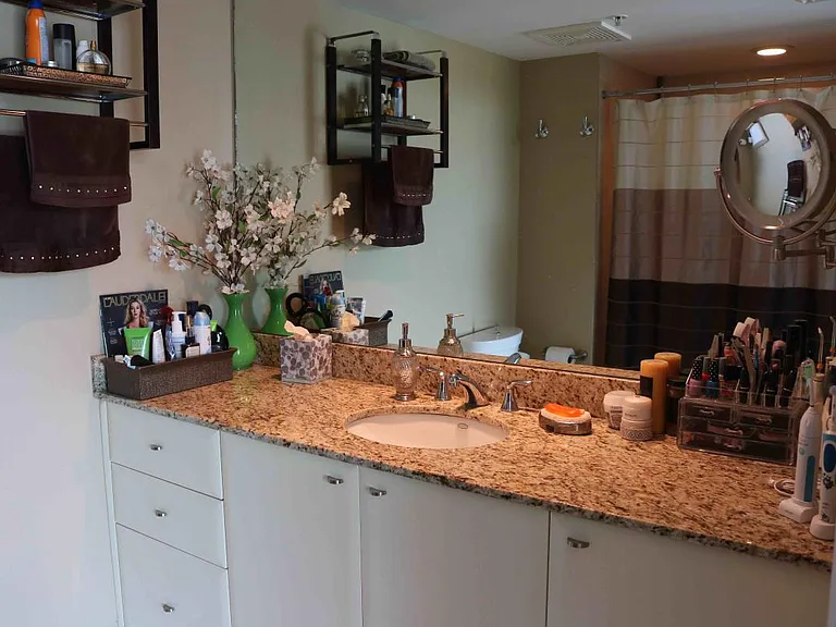 600 W Las Olas Blvd #301 — Photo 12