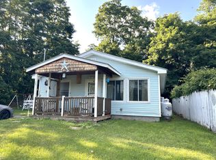 35 Ausable St, Keeseville, NY 12944