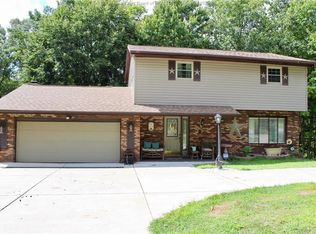 4919 Dempsey Dr, Cross Lanes, WV