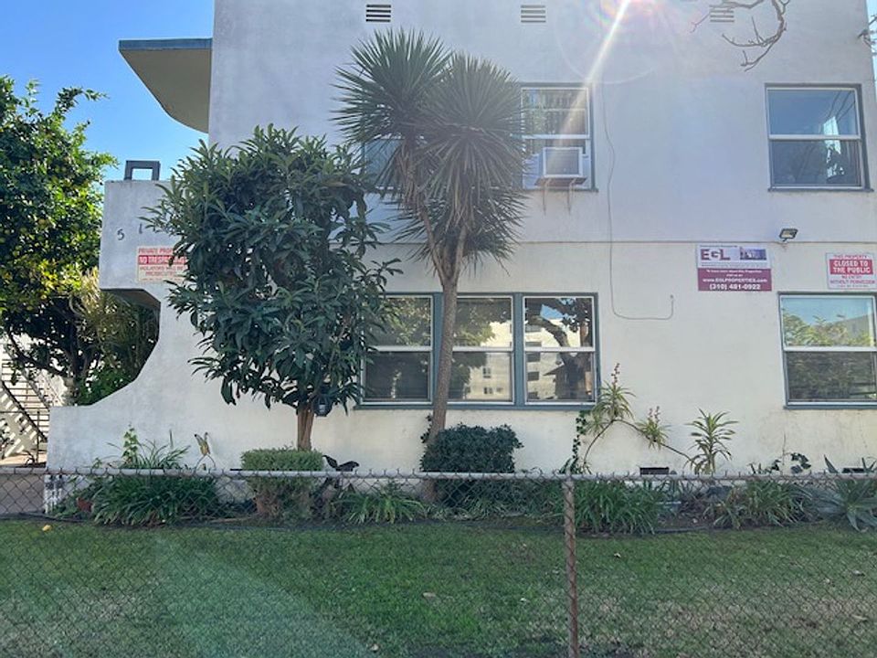 1st image of 5118 Lemon Grove Ave #5122