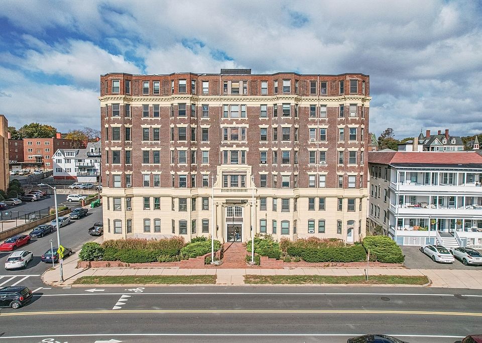 2nd image of 285 Lynn Shore Dr APT 502