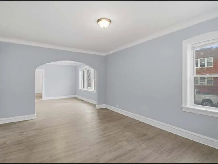 7700 S Saint Lawrence Ave #1 — Photo 17