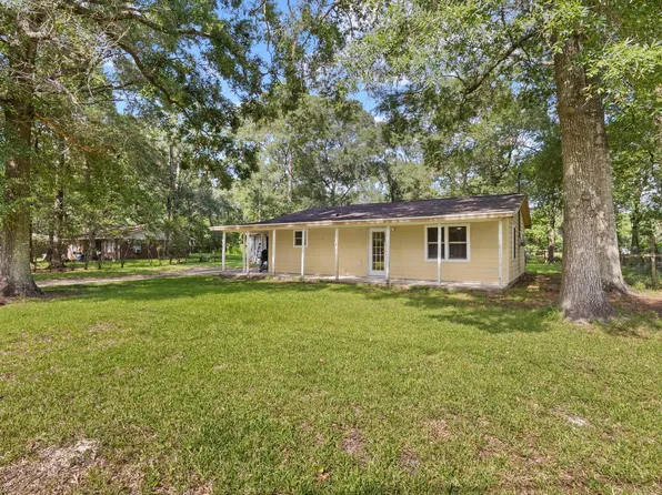 1675 Capri St, Vidor, TX 77662