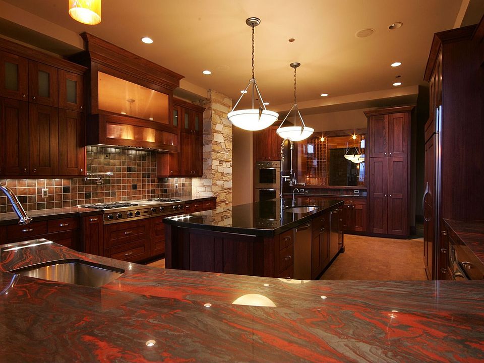 2nd image of 7725 Glenwild Dr