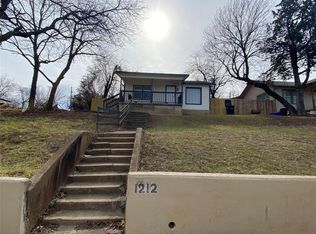 1212 E Magnolia Ave, Fort Worth, TX 76104
