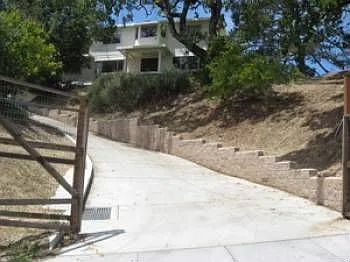 17 Bryan Dr photo 1