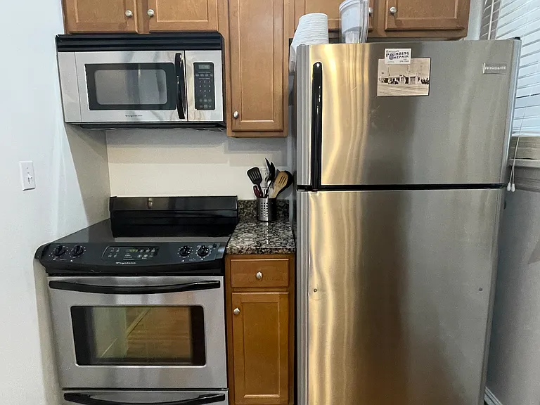 2710 Stuart Ave #8 — Photo 11