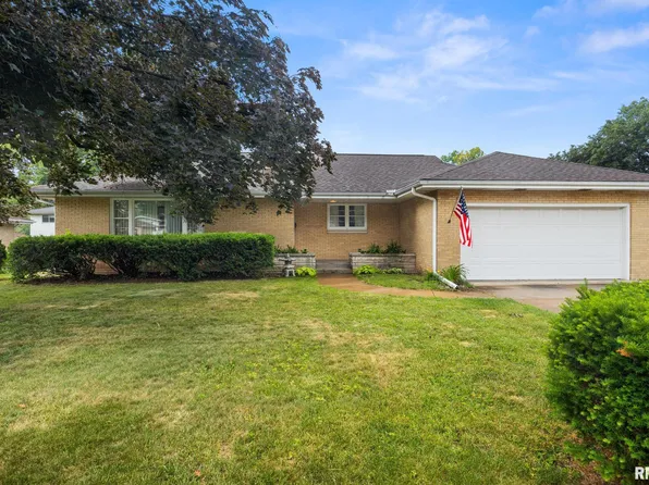 1702 W Christine Ave, Peoria, IL 61614