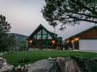 15555 Valley View Dr, Weed, CA 96094