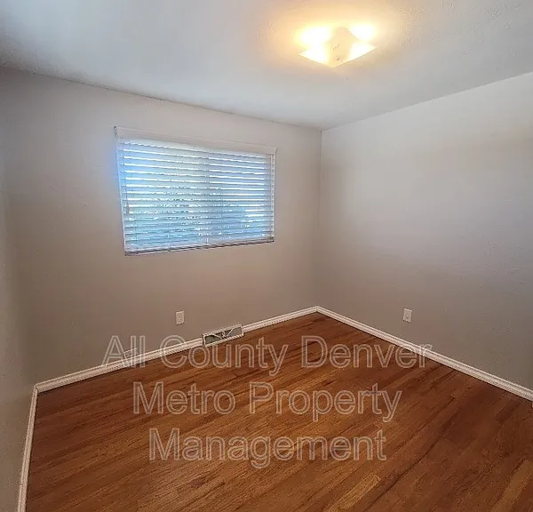 5615 Jellison St — Photo 17