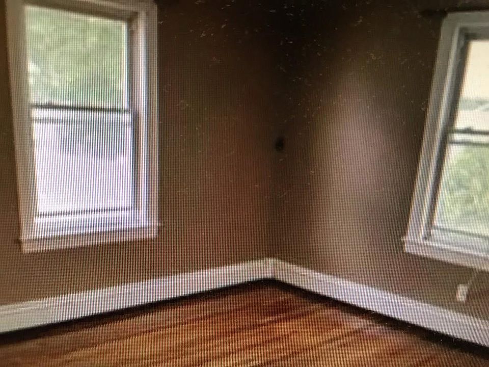 2nd image of 178 Liberty St