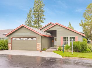 348 N Wheeler Loop, Sisters, OR 97759