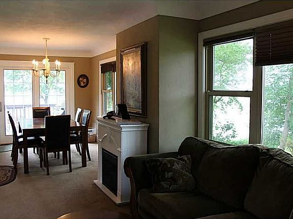5th image of 58 Lakeside Dr NE