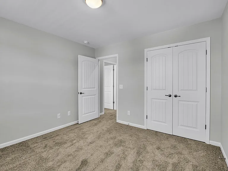 109 Fenway St — Photo 22