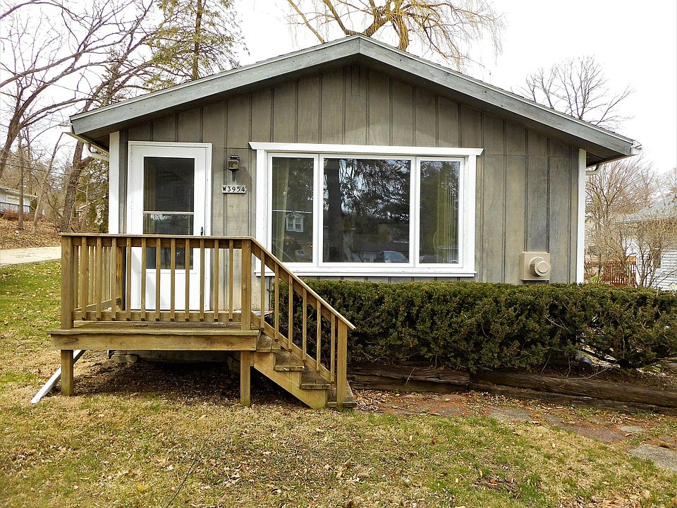 1st image of W3954 Longfellow Dr