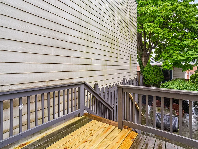 315 13th St SE — Photo 35