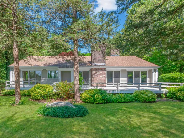 15 Ryder Lane, Marion, MA 02738
