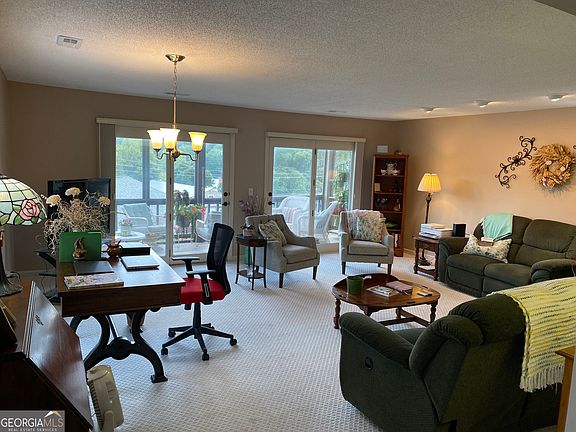 3rd image of 20 Mill St APT 6