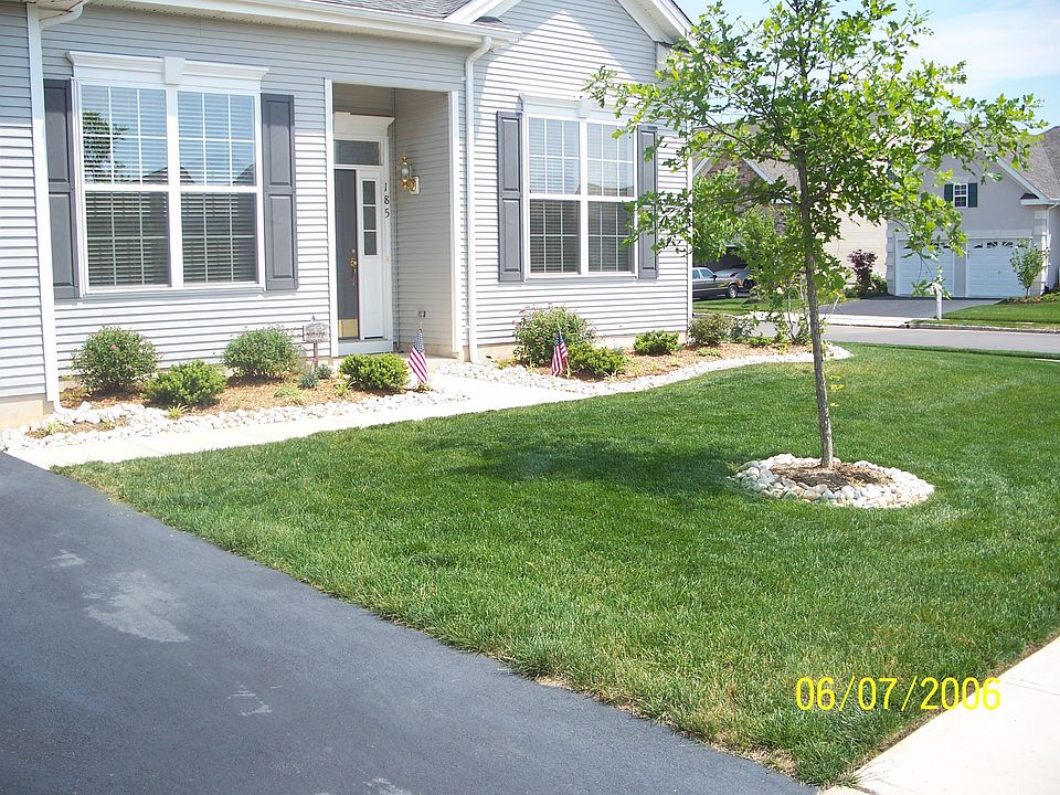 2nd image of 185 Mirage Blvd