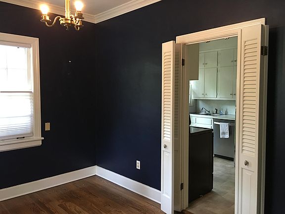 Looking to kitchen from dining room