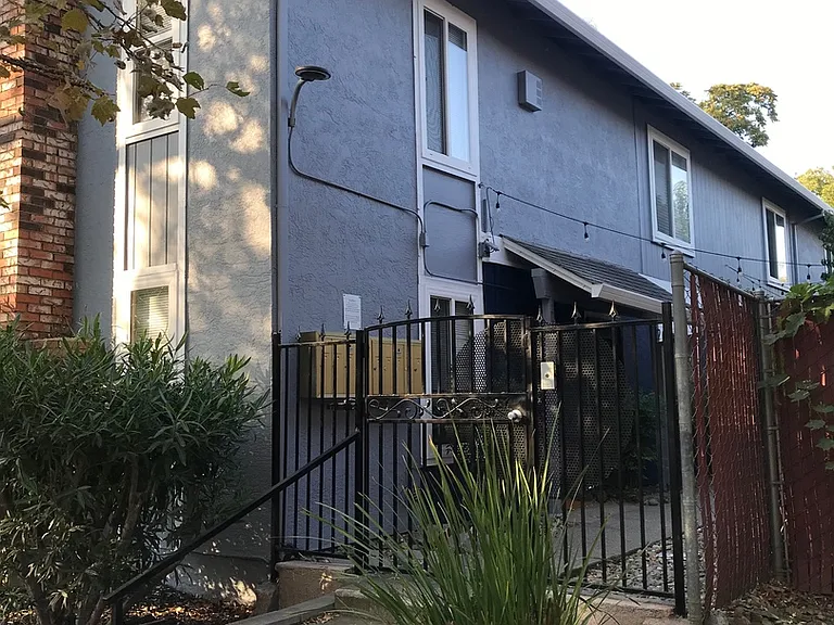 1717 W St — Photo 6