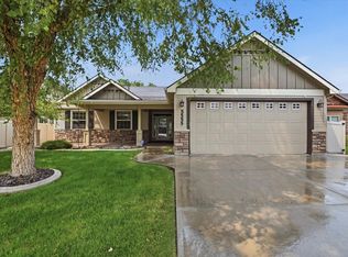 5555 N Sun Shimmer Ave, Meridian, ID 83646