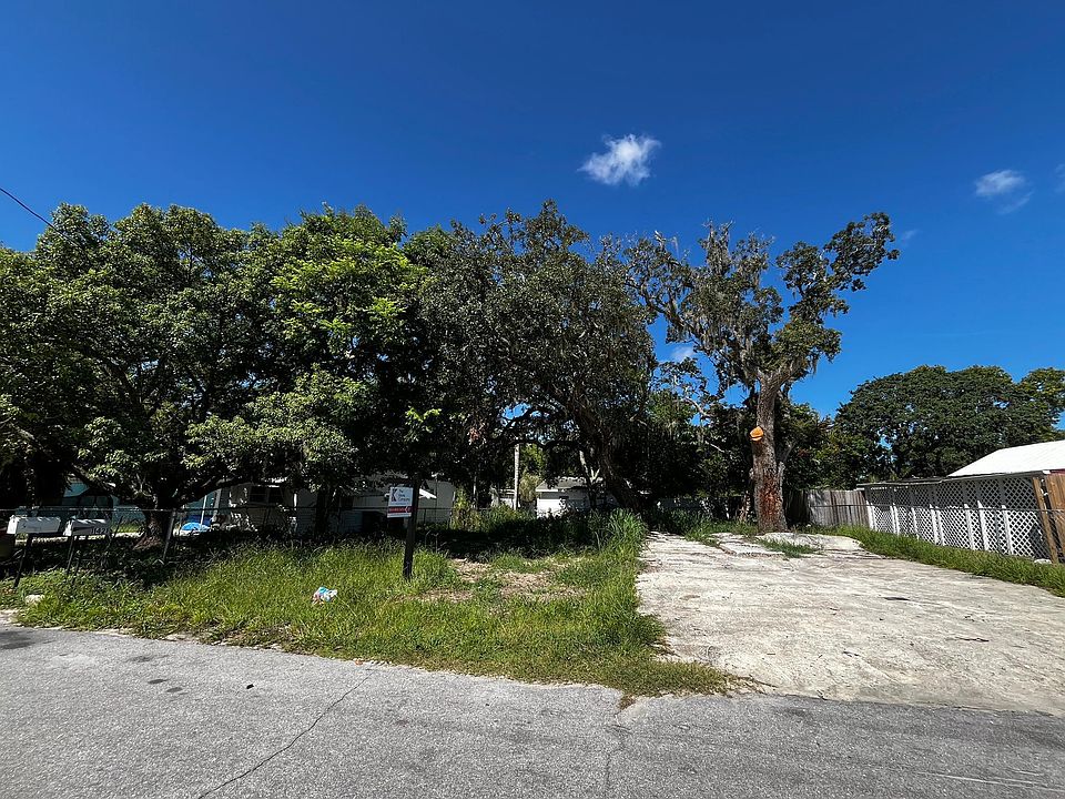 2nd image of 11421 Rampart Lane