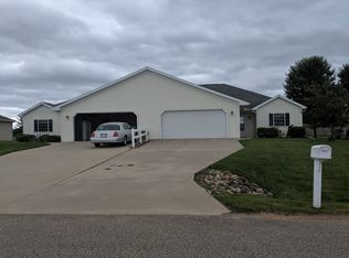 1726 Hunter St, Shawano, WI 54166