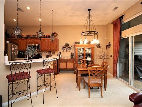 5th image of 1530 Butler Ct #303