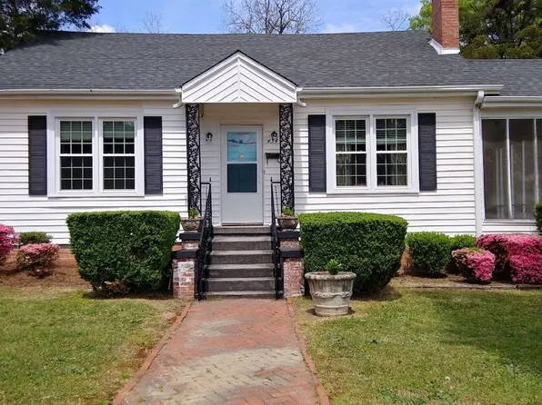 454 College St, Royston, GA 30662