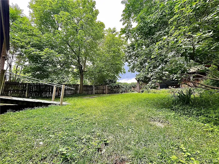 365 Green St — Photo 41