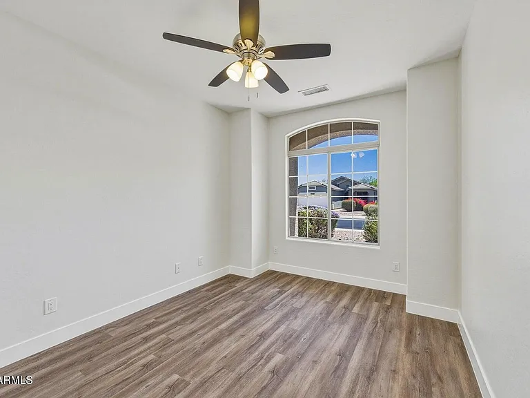 16634 N 168th Dr — Photo 19